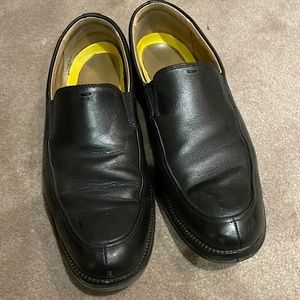 Cole Haan 91/2 m black leather loafer